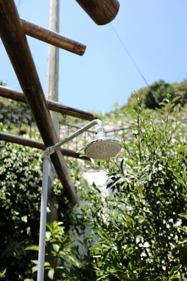 Dame Casa Vacanza Amalfi Exterior photo